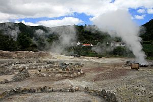 Fumarolen bei Furnas, São Miguel (Azoren)