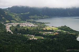 Sete Cidades in Wolken